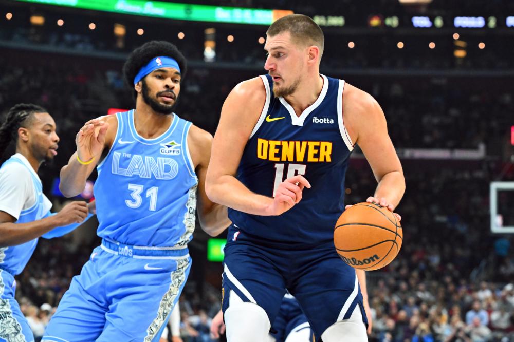 更是对球迷 更是对球迷