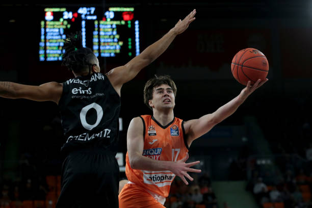 需要在国内 需要在国内