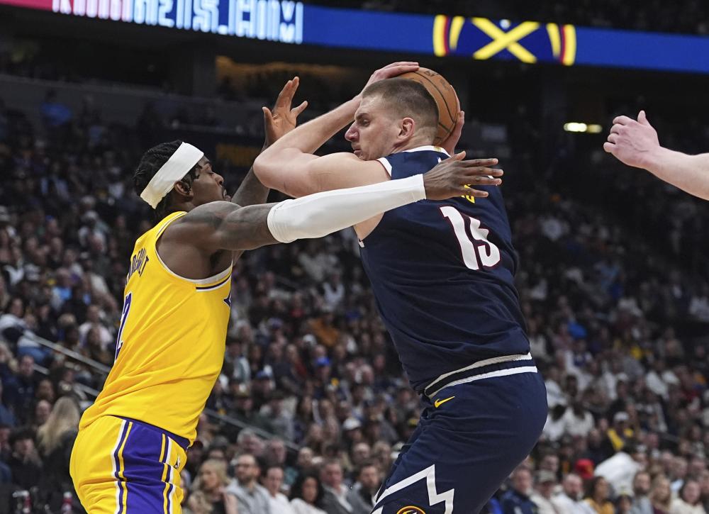 身穿德国萨 身穿德国萨