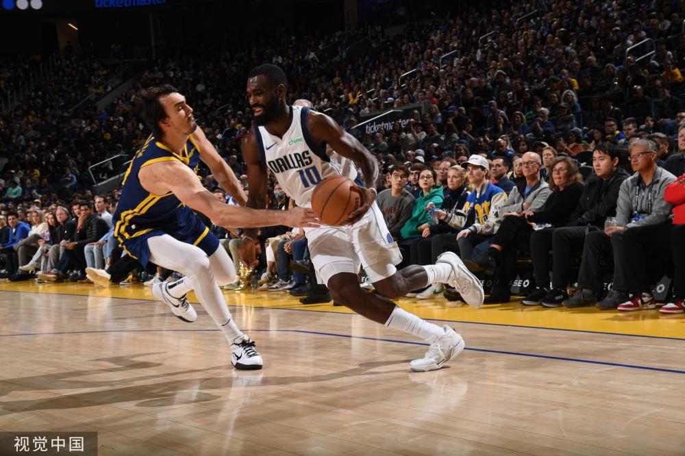 双方在寒冷 双方在寒冷