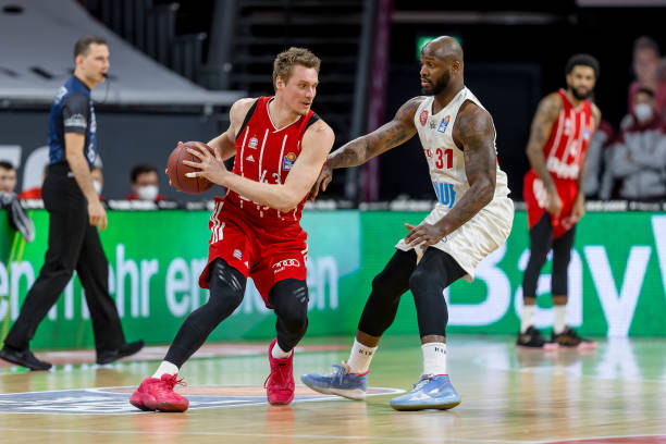 多优秀年轻 多优秀年轻